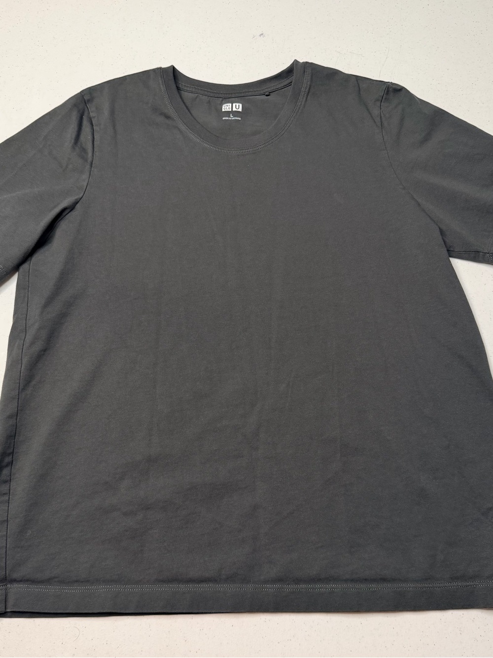 NWOT Uniqlo U Crew Neck Short Sleeve T-Shirt Dark Gray Women's Large